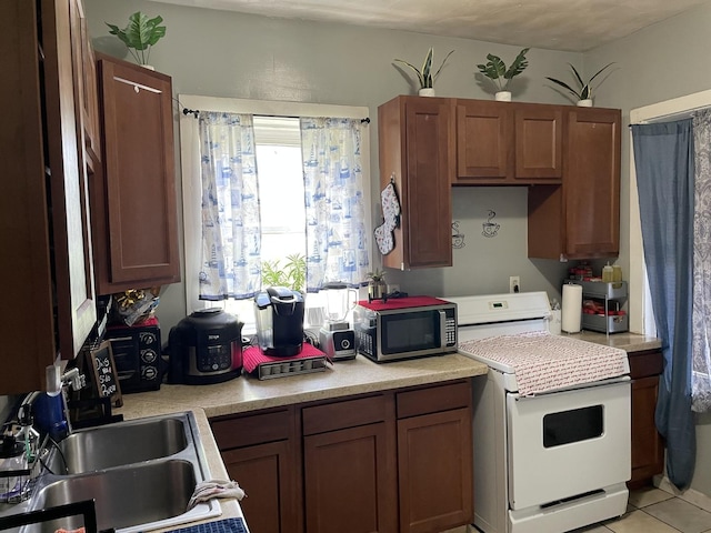 956 N Lawler Ave, Chicago, IL 60651 - photo 6