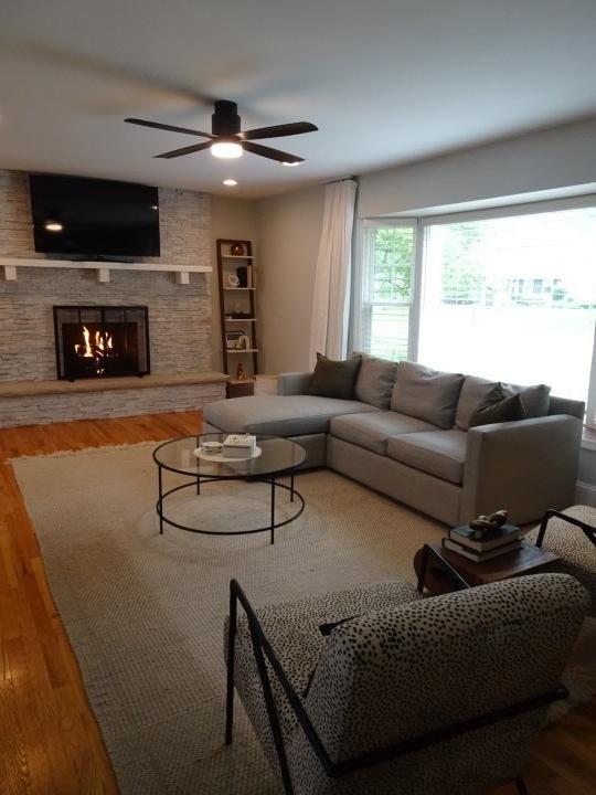 25W275 Gunston Ave, Naperville, IL 60540 - photo 3