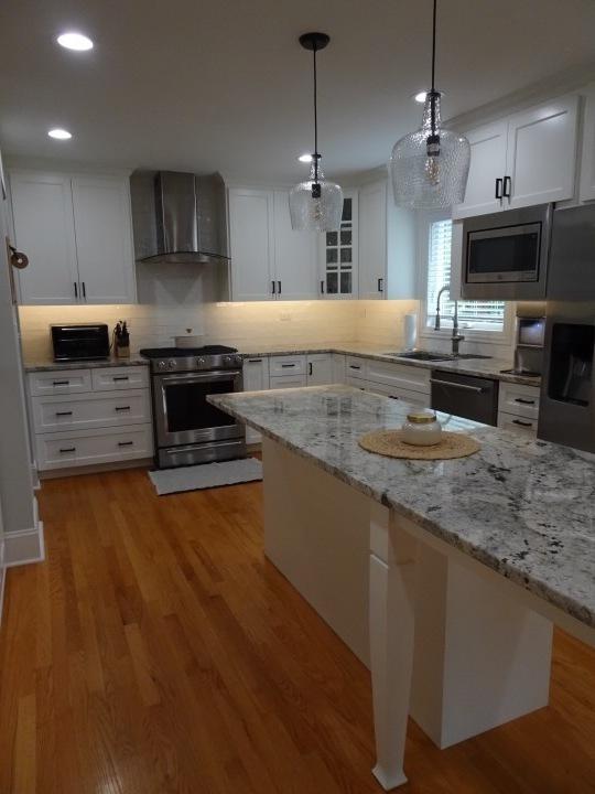 25W275 Gunston Ave, Naperville, IL 60540 - photo 5