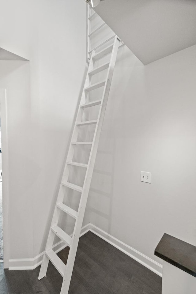 1801 W Diversey Pkwy Unit 36, Chicago, IL 60614 - staircase with wood finished floors