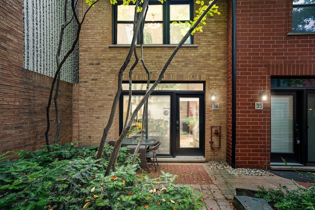 1801 W Diversey Pkwy Unit 36, Chicago, IL 60614 - entrance to property featuring brick siding