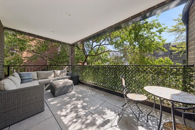 1825 N Halsted St Unit 2, Chicago, IL 60614 - view of patio featuring outdoor lounge area