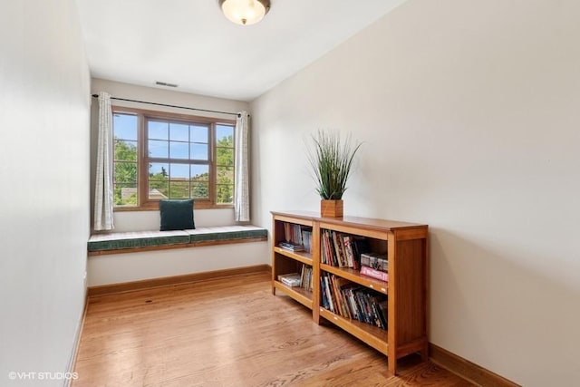 366 W Eggleston Ave, Elmhurst, IL 60126 - living area with wood finished floors and a desk