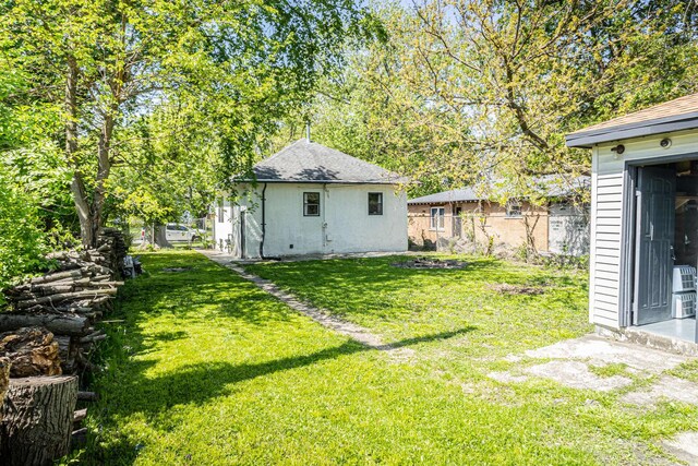 684 S Gordon Ave, Kankakee, IL 60901 - view of yard