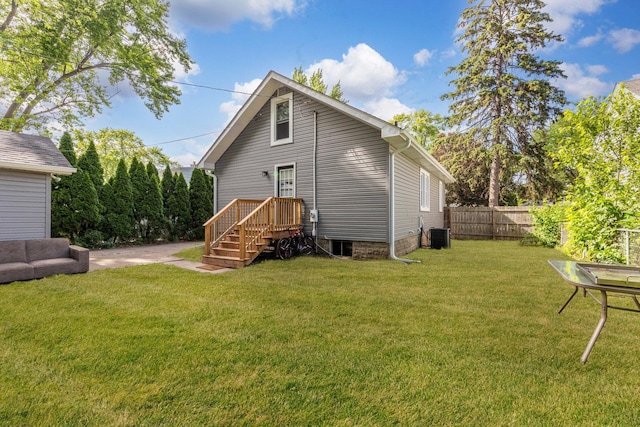 1030 Spruce St, Aurora, IL 60506 - rear view of property