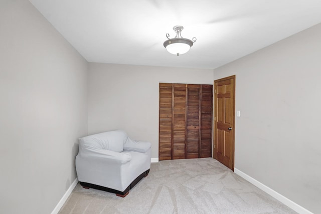 7 Walnut Dr, North Aurora, IL 60542 - living area with baseboards and light colored carpet