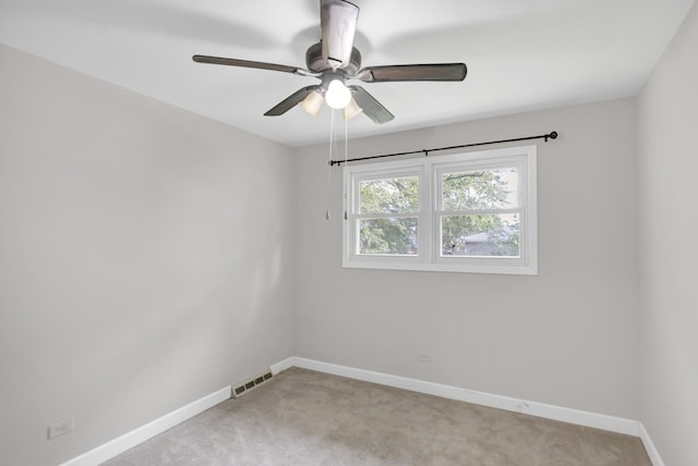7 Walnut Dr, North Aurora, IL 60542 - spare room with light carpet and ceiling fan