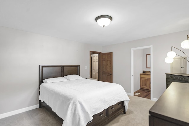 7 Walnut Dr, North Aurora, IL 60542 - bedroom featuring ensuite bath and light colored carpet