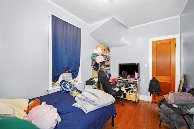 1916 N Lowell Ave, Chicago, IL 60639 - bedroom with wood finished floors and crown molding