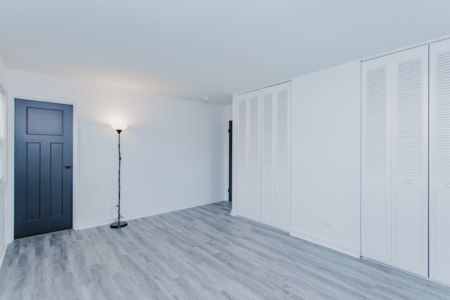 815 Concord Cv, Hoffman Estates, IL 60192 - unfurnished living room with light wood-type flooring