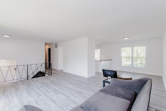 815 Concord Cv, Hoffman Estates, IL 60192 - living room featuring wood finished floors
