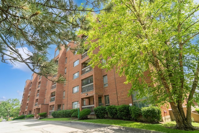 701 Forum Sq Unit 406, Glenview, IL 60025 - photo 1
