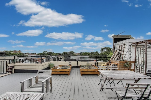 1634 N Wolcott Ave Unit 3, Chicago, IL 60622 - wooden terrace featuring a vegetable garden