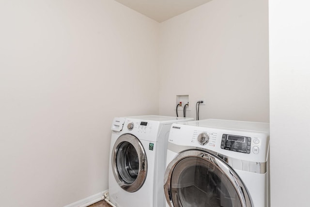 15373 Sheffield Square Pkwy, Orland Park, IL 60462 - laundry area with washing machine and clothes dryer and baseboards