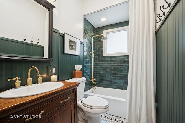 5747 W Grace St, Chicago, IL 60634 - full bath featuring shower / tub combo, vanity, and tile patterned flooring