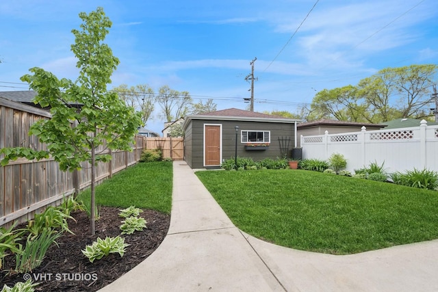 5747 W Grace St, Chicago, IL 60634 - fenced backyard with an outbuilding