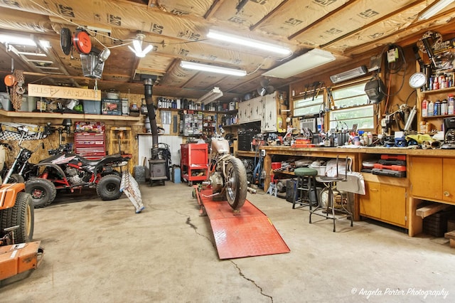 2514 Cuhlman Rd, Mchenry, IL 60051 - garage with a workshop area