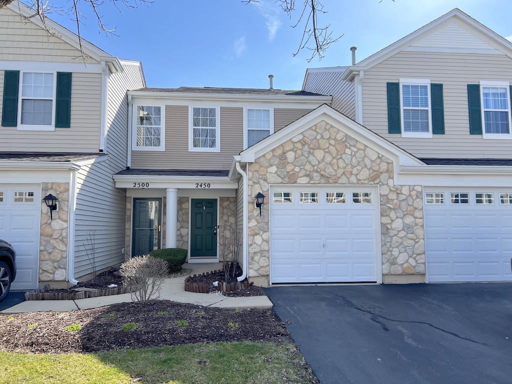 2450 Oak Tree Ln, Plainfield, IL 60586 - photo 1