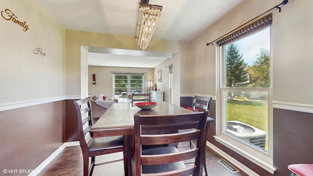 1920 Prairie Path Ln, Carpentersville, IL 60110 - photo 4