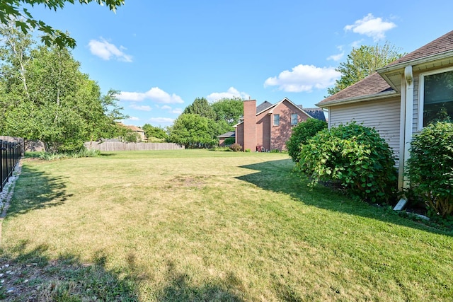 671 Teal Ct, Dekalb, IL 60115 - view of yard