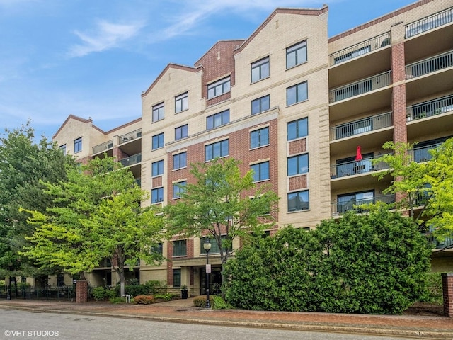 11 S Wille St Unit 201, Mount Prospect, IL 60056 - photo 1