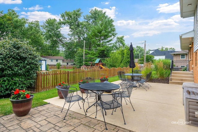 225 Elmwood Dr, Naperville, IL 60540 - photo 24