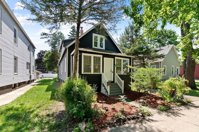 1437 Victoria Ave, North Chicago, IL 60064 - photo 2