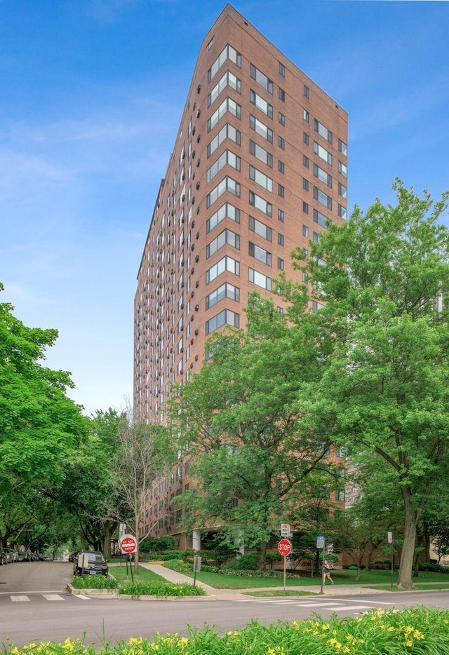 3100 N Lake Shore Dr Unit 1310, Chicago, IL 60657 - photo 1