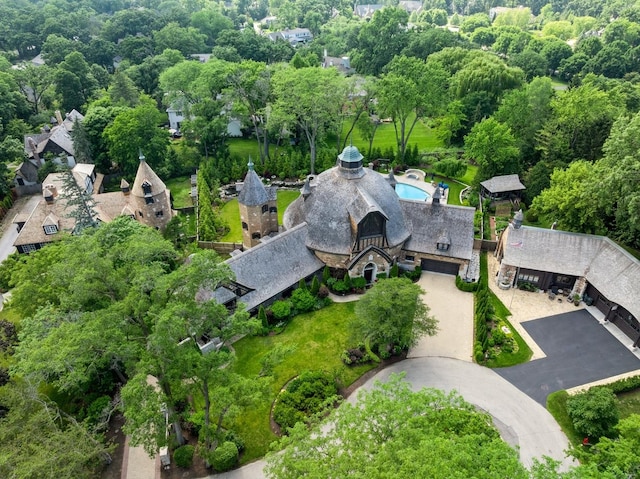 570 Hathaway Cir, Lake Forest, IL 60045 - aerial view of property and surrounding area
