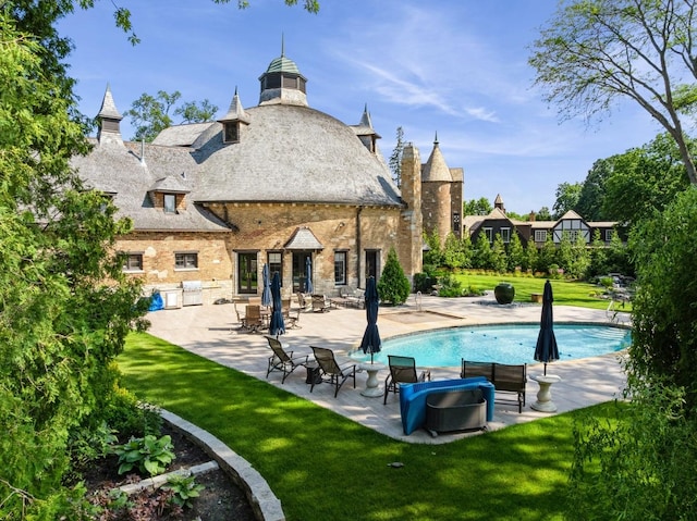 570 Hathaway Cir, Lake Forest, IL 60045 - outdoor pool with a patio area and a lawn