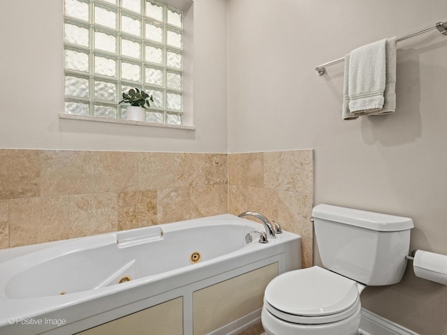 1541 W Montana St Unit 2, Chicago, IL 60614 - full bathroom featuring a jetted tub and toilet