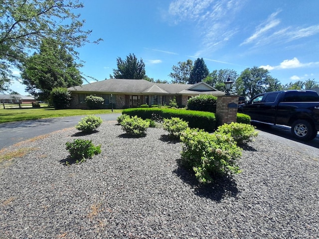 154 E US Highway 34, Mendota, IL 61342 - view of ranch-style house