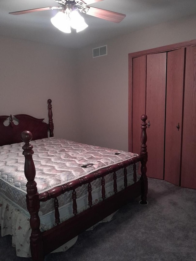 154 E US Highway 34, Mendota, IL 61342 - carpeted bedroom featuring a closet and a ceiling fan