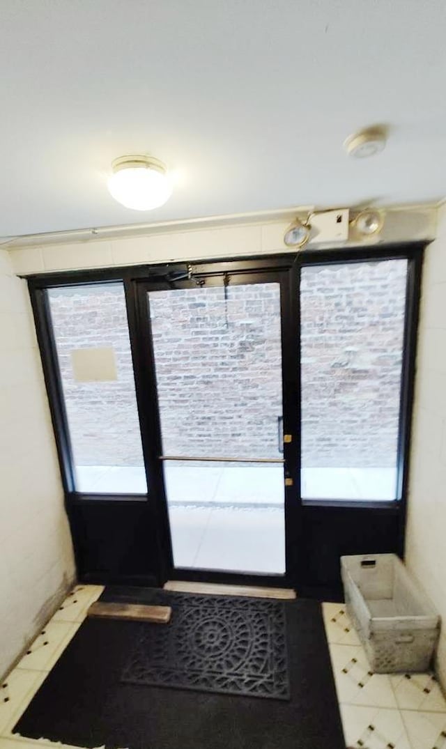 222 W 26th St Unit 202, Chicago, IL 60616 - view of doorway to outside