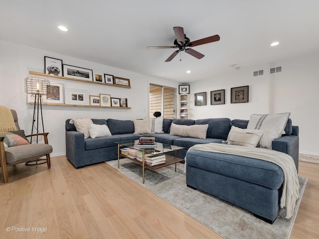 2026 W Pierce Ave Unit 7, Chicago, IL 60622 - living area featuring a ceiling fan, light wood-style flooring, and recessed lighting