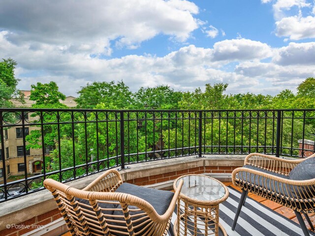 2026 W Pierce Ave Unit 7, Chicago, IL 60622 - view of balcony