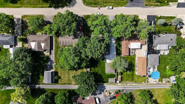 717 Bittersweet Ln, New Lenox, IL 60451 - aerial view of property and surrounding area featuring nearby suburban area