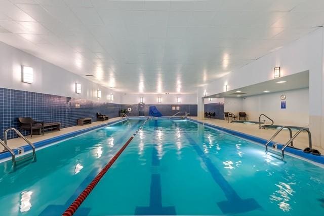 505 N Lake Shore Dr Unit 408, Chicago, IL 60611 - view of indoor pool