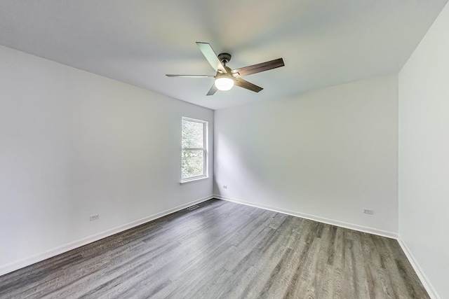 31692 N Clearwater Dr, Lakemoor, IL 60051 - unfurnished room featuring wood finished floors and ceiling fan