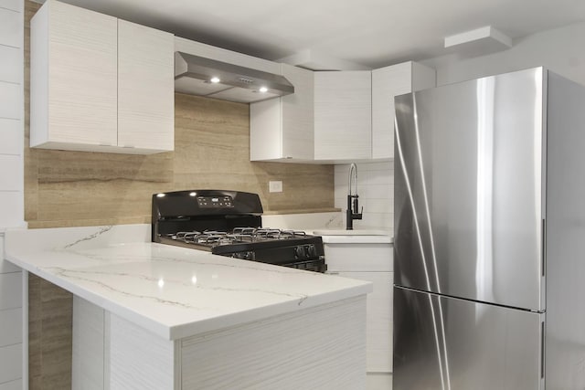 4414 N Monitor Ave, Chicago, IL 60630 - photo 4