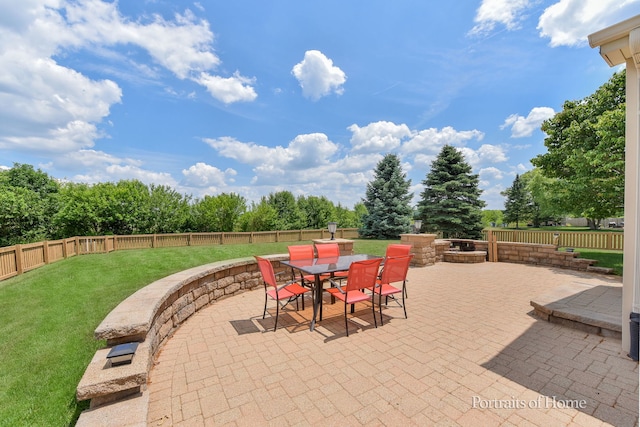 239 Morgan Valley Dr, Oswego, IL 60543 - fenced backyard featuring a patio area and outdoor dining space