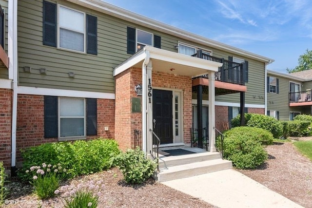 1561 Raymond Dr Unit 103, Naperville, IL 60563 - photo 1