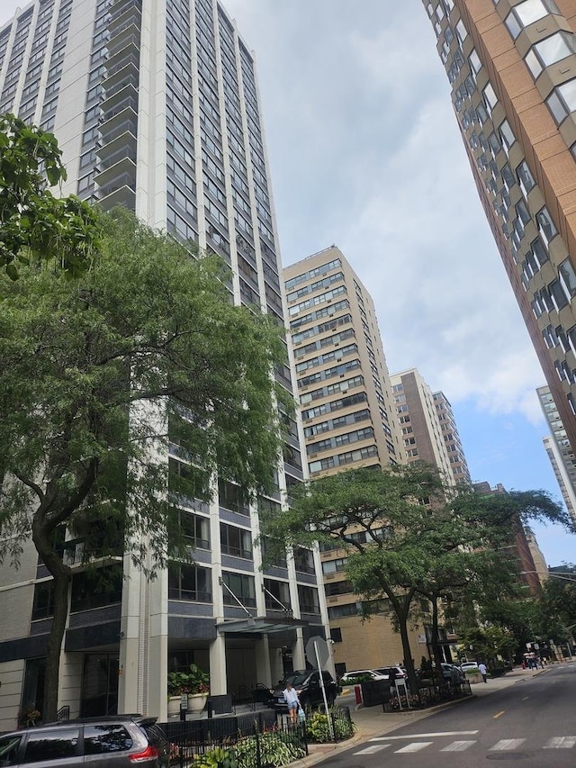 222 E Pearson St Unit 1801, Chicago, IL 60611 - view of apartment building / complex
