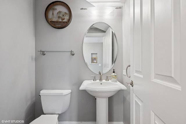 7271 Orchard Valley Dr, Bull Valley, IL 60050 - half bath featuring toilet