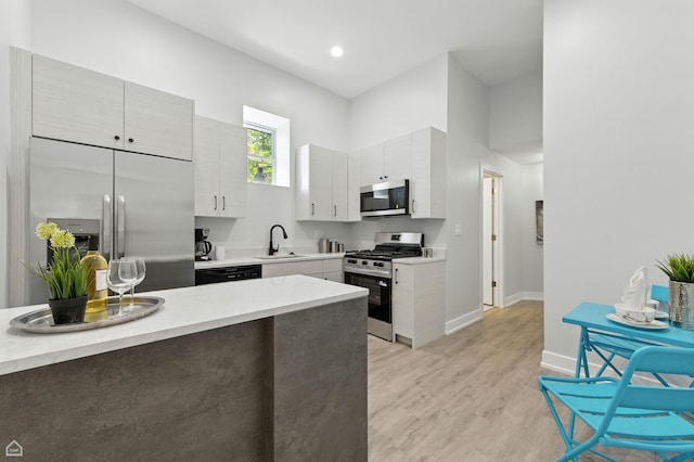 2901 N Sacramento Ave, Chicago, IL 60618 - photo 3