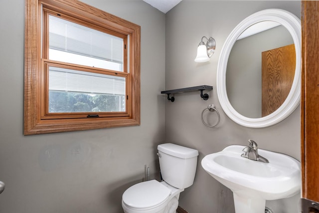 2020 Autumnwood Dr, Ottawa, IL 61350 - bathroom featuring toilet and a sink