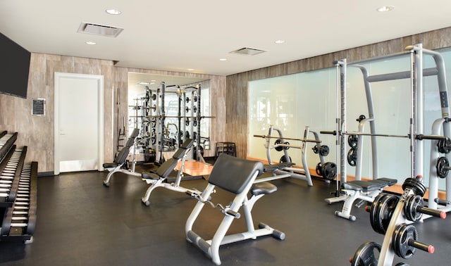 401 N Wabash Ave Unit 35J, Chicago, IL 60611 - exercise room featuring recessed lighting