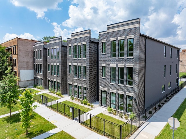 5000 S Prairie Ave, Chicago, IL 60615 - photo 1