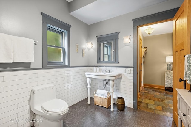 580 Selborne Rd, Riverside, IL 60546 - photo 18