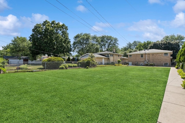 9007 Forestview Rd, Evanston, IL 60203 - view of yard